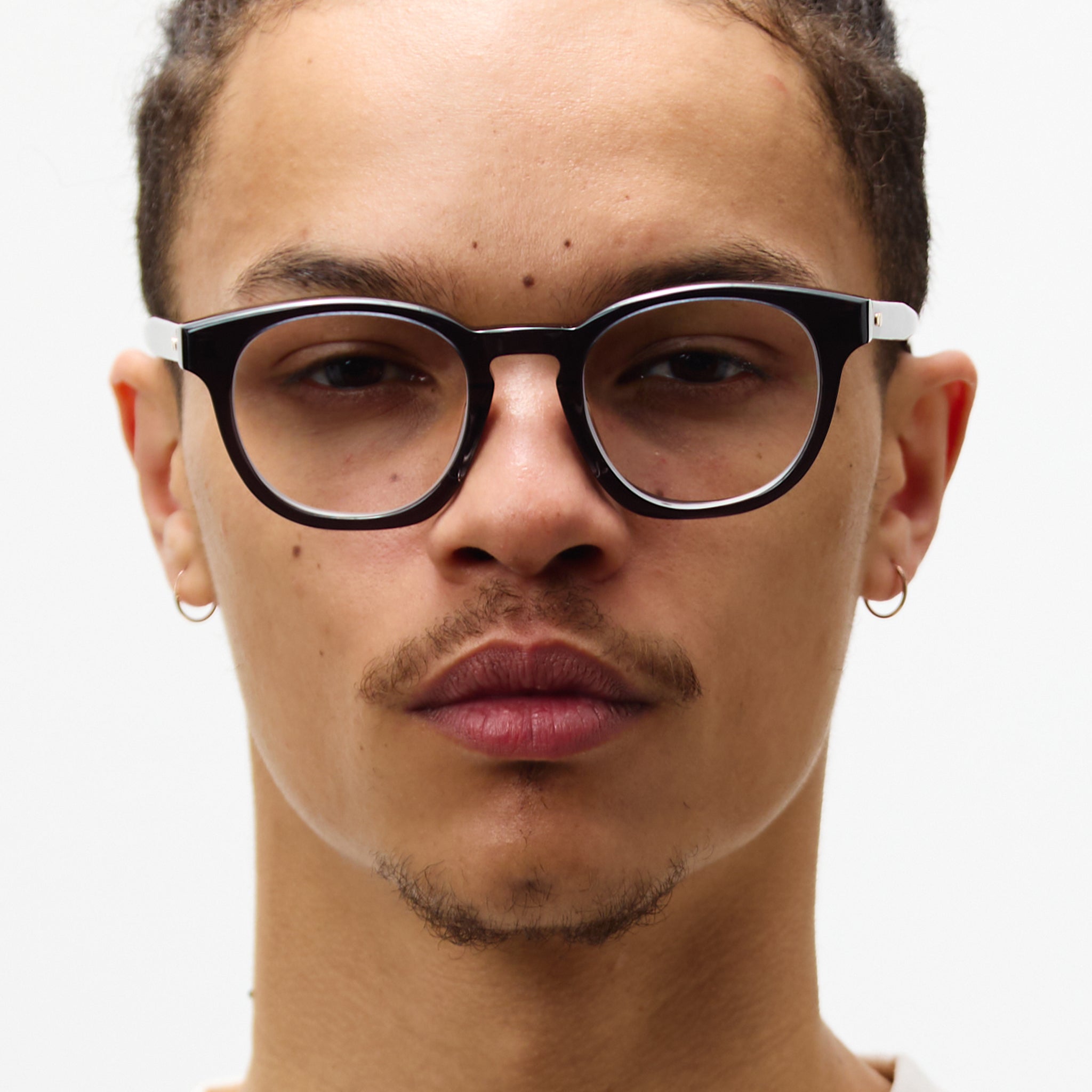 Morris - Smoke - Specs